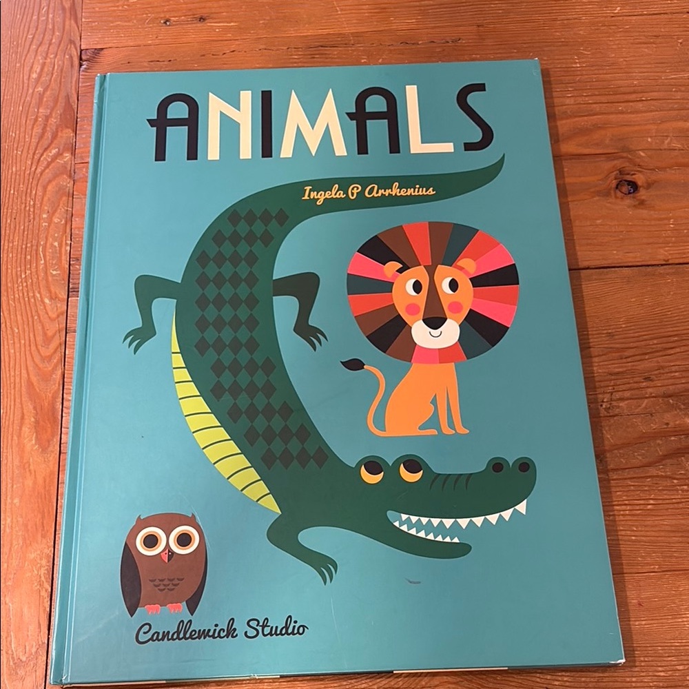EUC Anthropologie Animals Big Book - 13x18